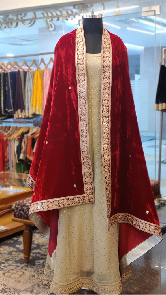 Sitara Booti - Maroon Velvet Shawl