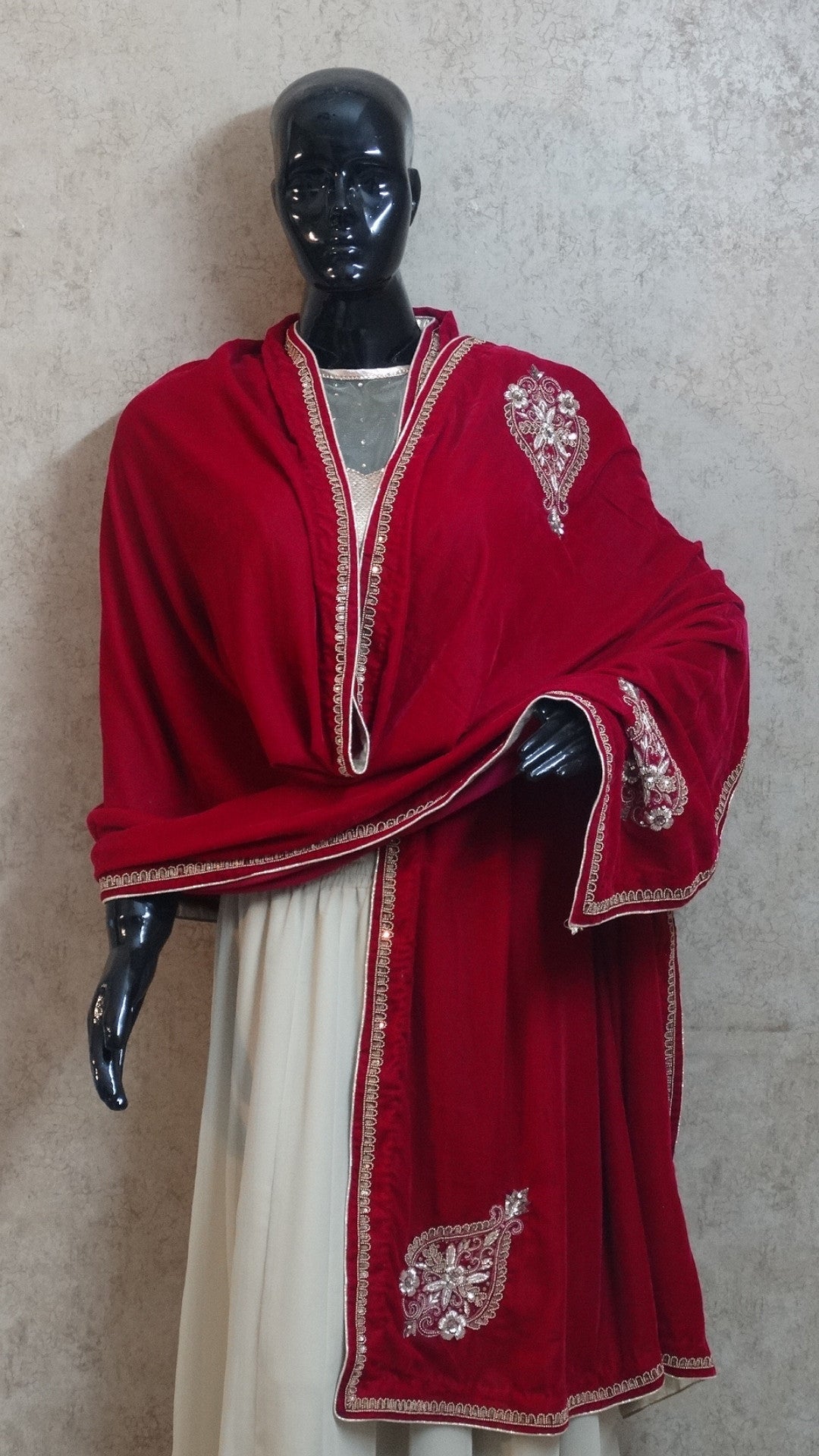 Magenta Velvet Shawl - Zardosi Work