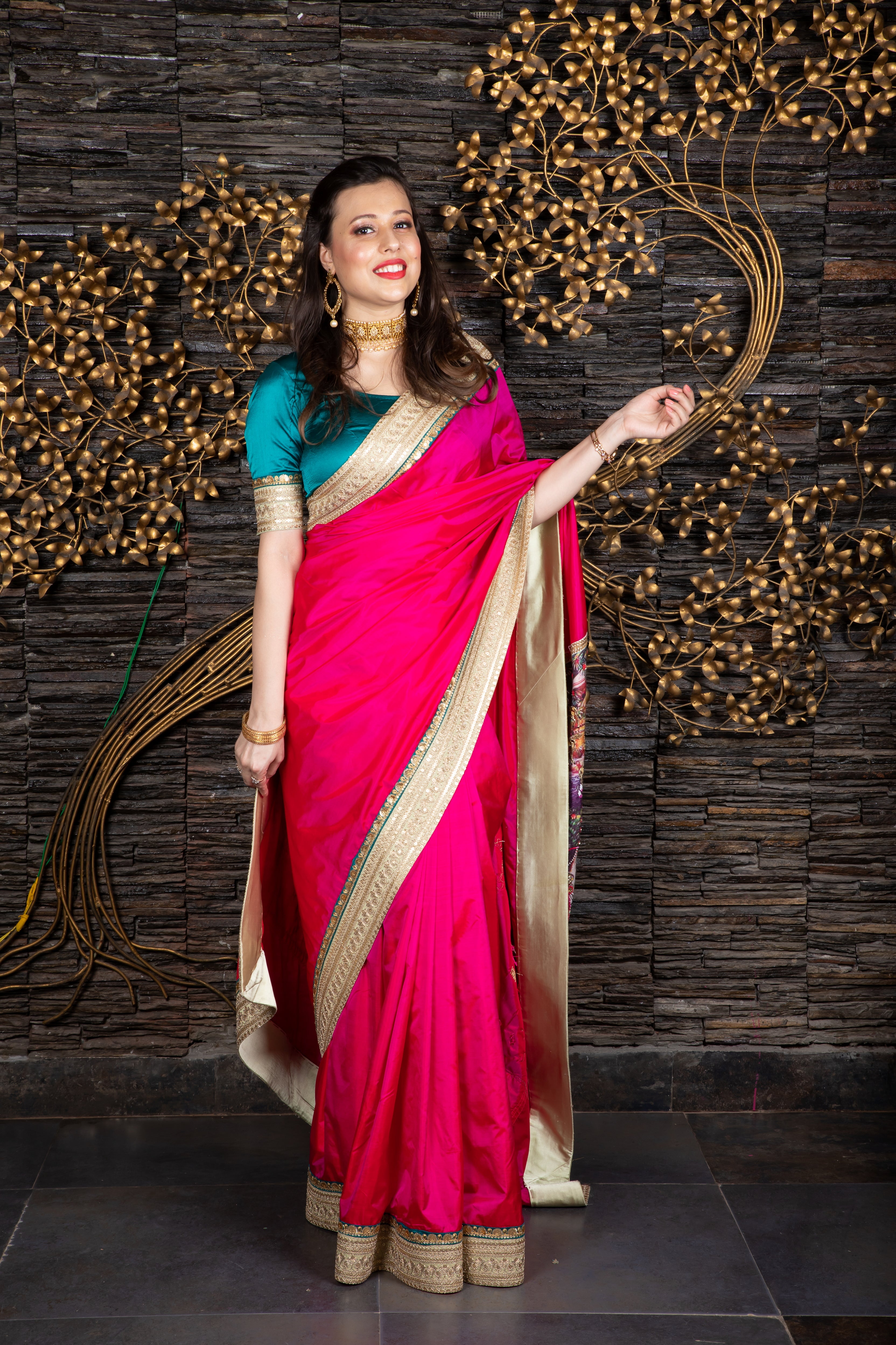 The Royal Grooming – Magenta Saree