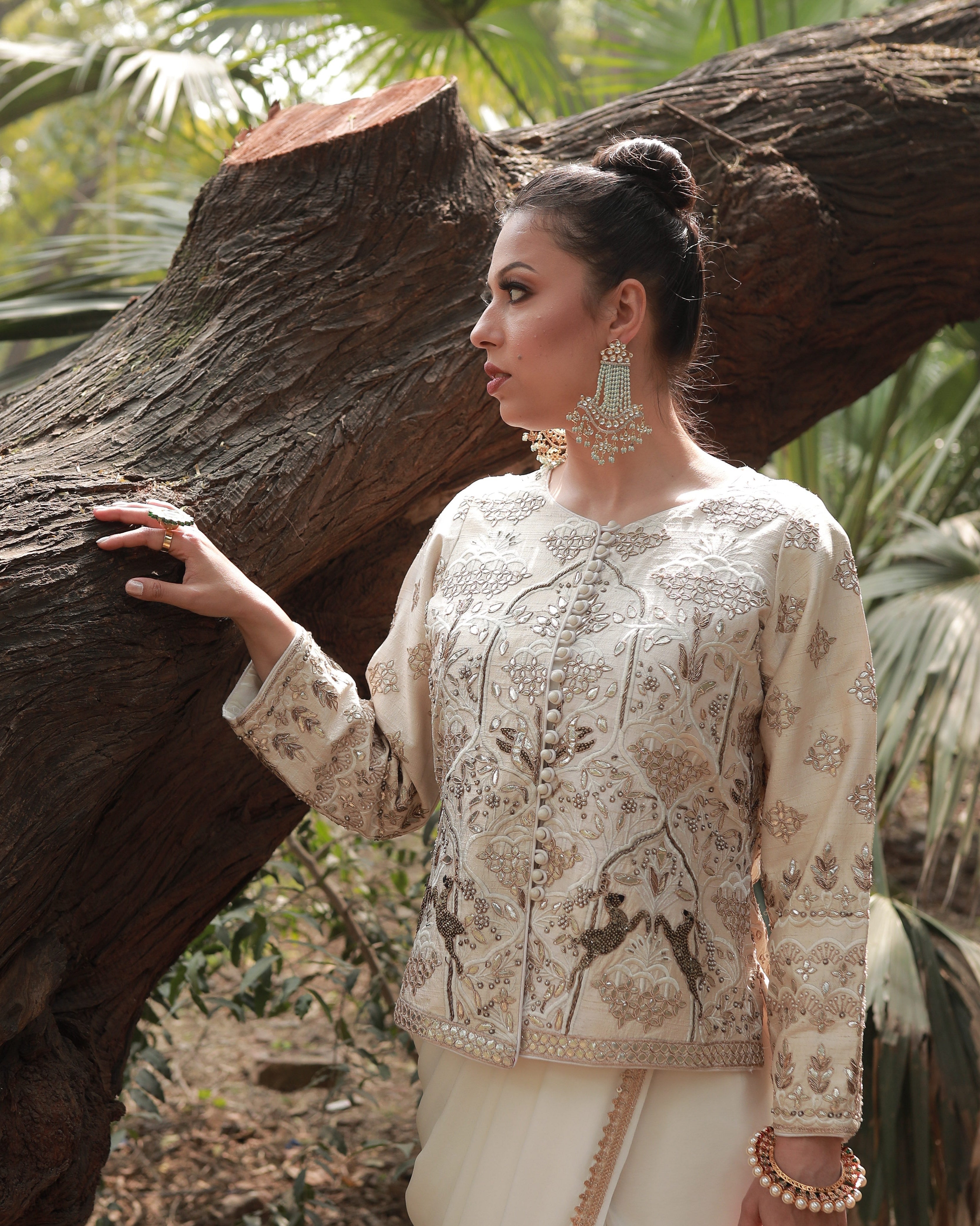 Ivory Shikargah Jacket Saree Set